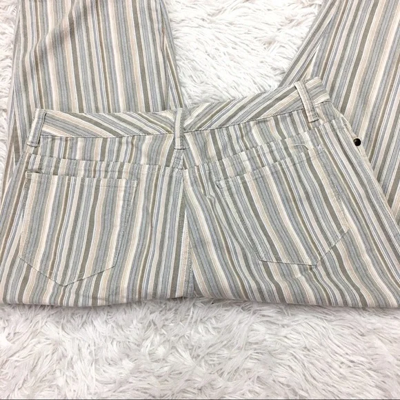 Kim Rogers Pastel Striped Capris Size 10P - Picture 2 of 5